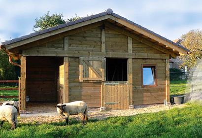 Animal shelters - Wood Construction & Joinery